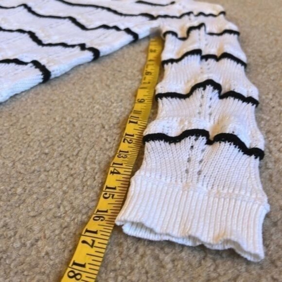 Skies Are Blue Open-Knit White & Black Striped Long Sleeve Sweater Womens Size L - Picture 10 of 13